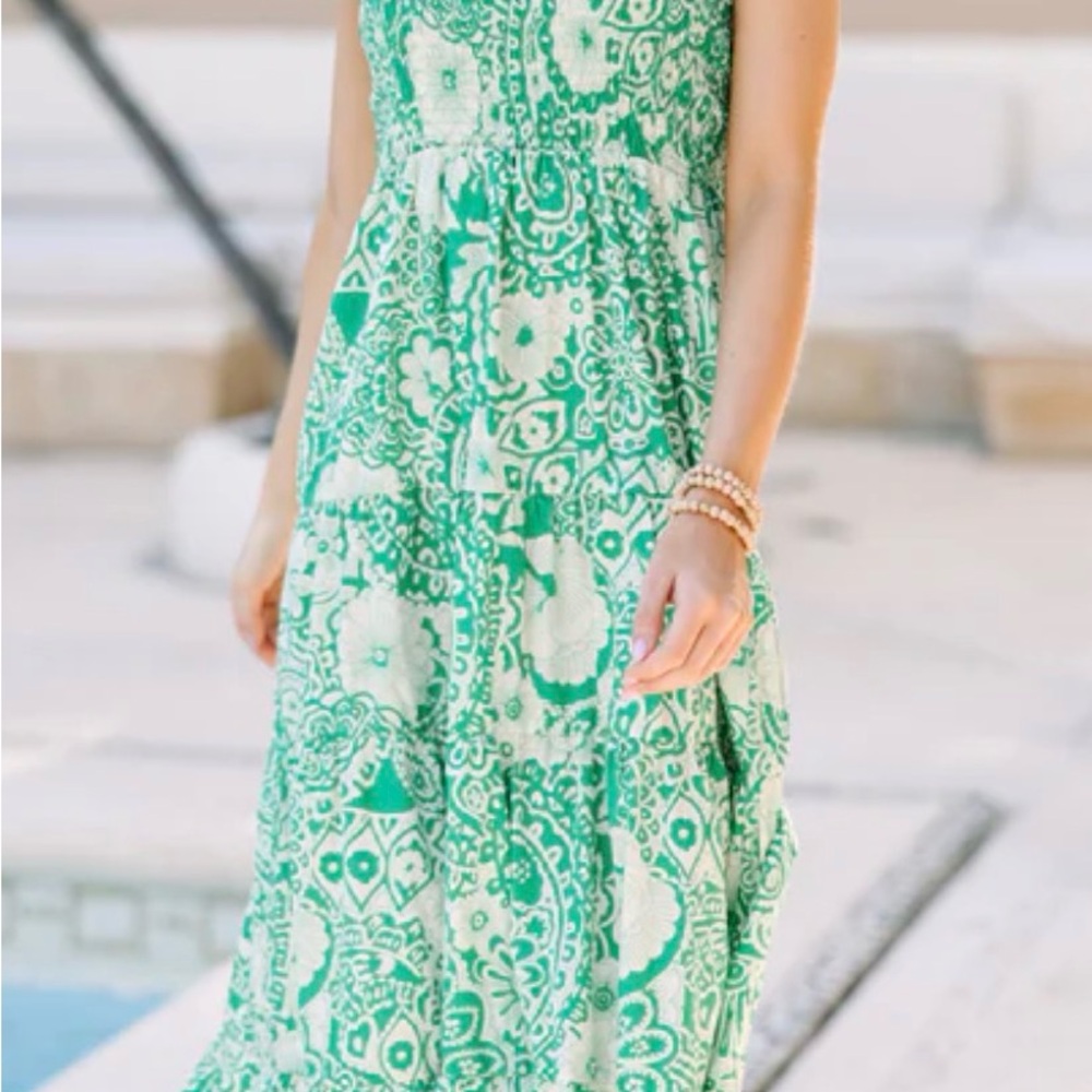 Umgee Green and White Patterned Maxi Dress Medium